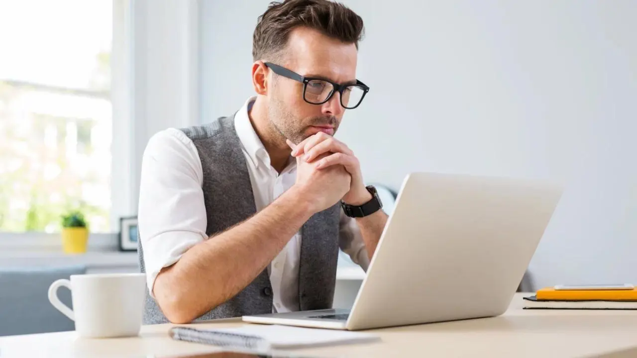 PLAME laboral: gestion de adelanto de sueldo paso a paso