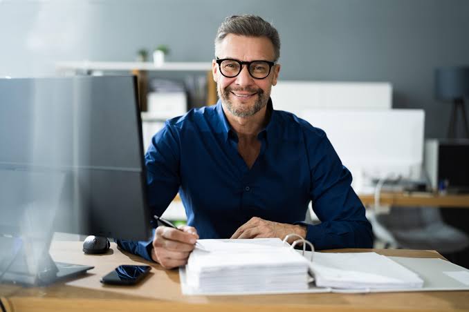 Part-time y full-time en Peru: diferencias y requisitos base